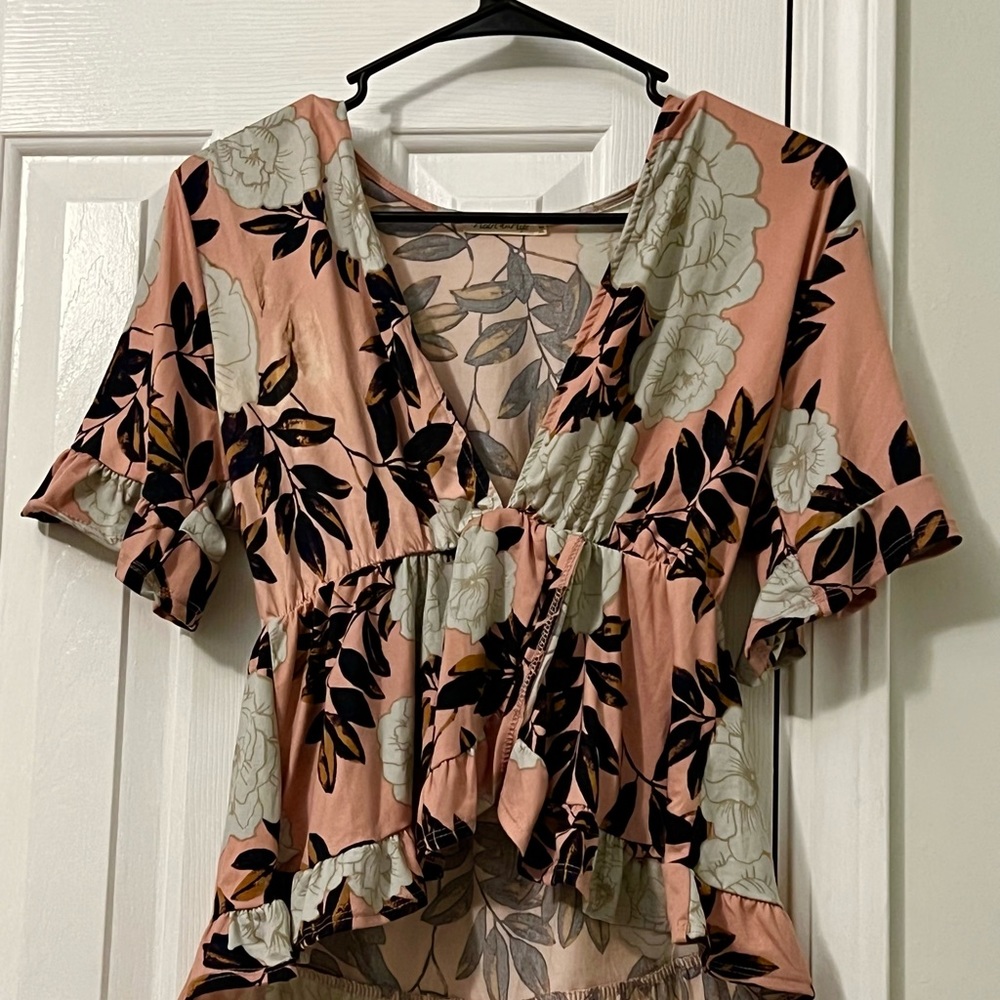 Floral cropped blouse